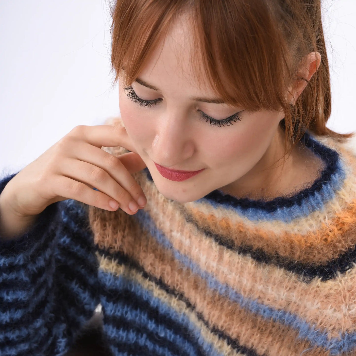 Striped sweater *Mare* & cashmere sweater *Raúl*