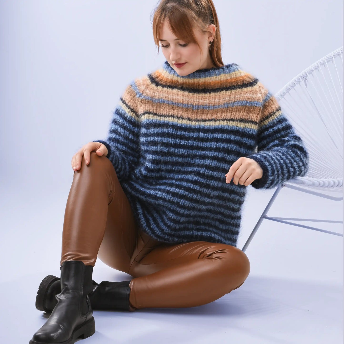 Striped sweater *Mare* & cashmere sweater *Raúl*